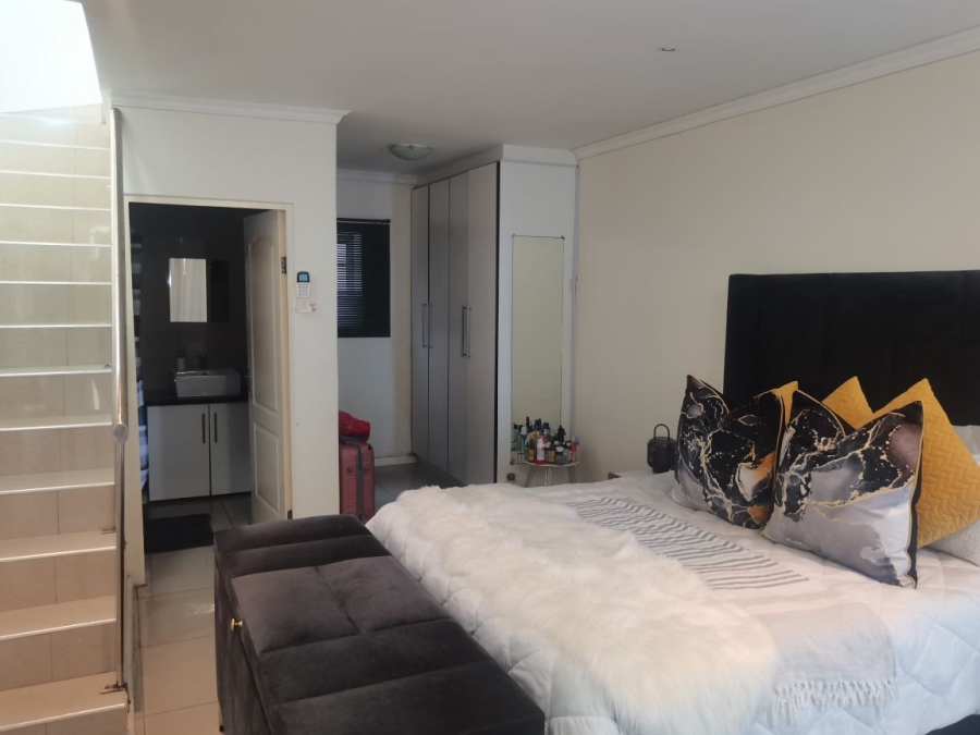 1 Bedroom Property for Sale in Richmond Hill Eastern Cape